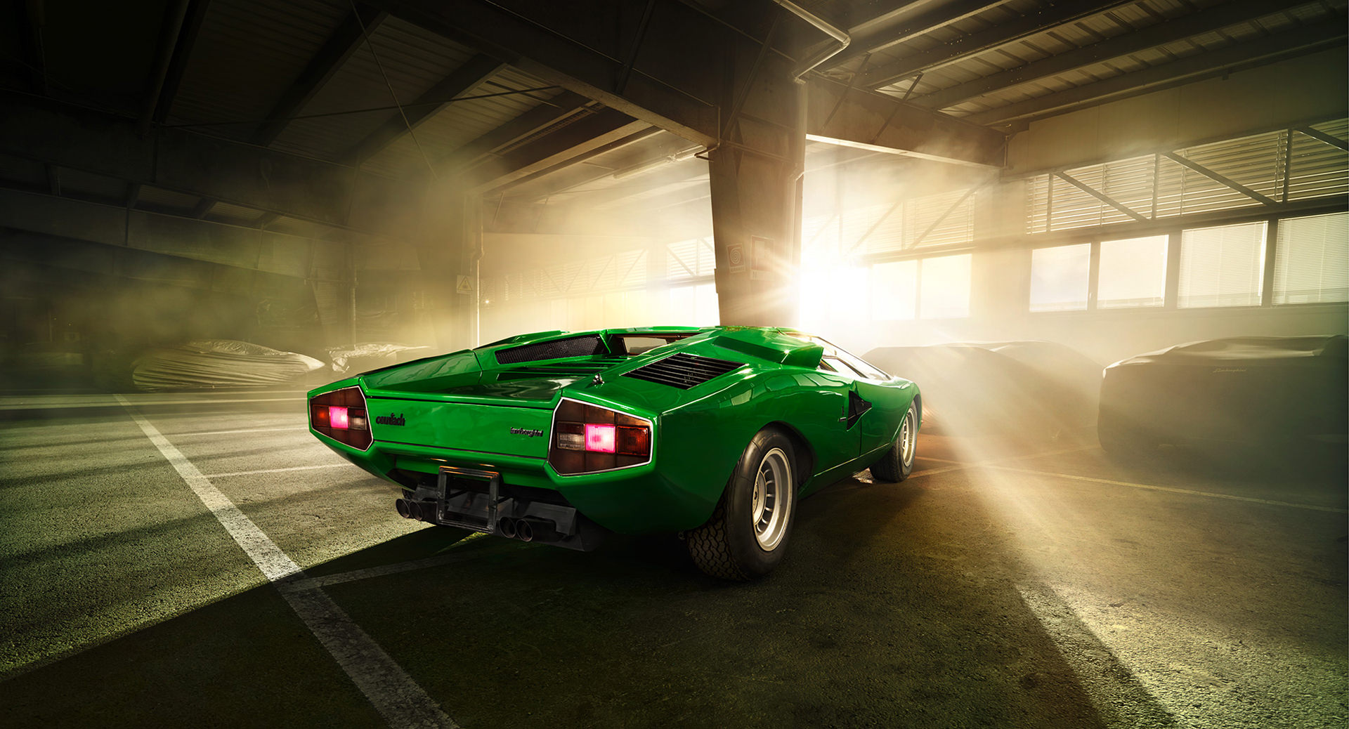 Lamborghini Calender 2012, Lamborghini, calendar, v12, anke luckmann, www.ankeluckmann.com, kai tietz, kd group, green, countach, sublime