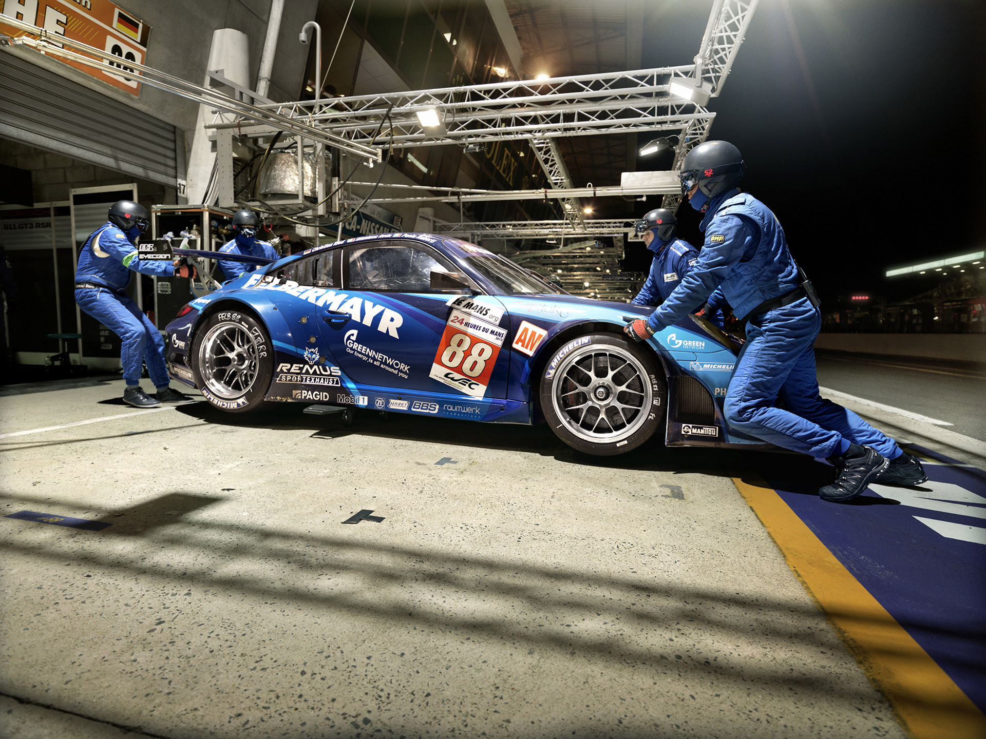 Porsche Le Mans 24 h, Anke Luckmann; Kai Tietz, le mans, racing, transportation, france, porsche, 24h, www.ankeluckmann.com, sublime, reportage, pitlane, night